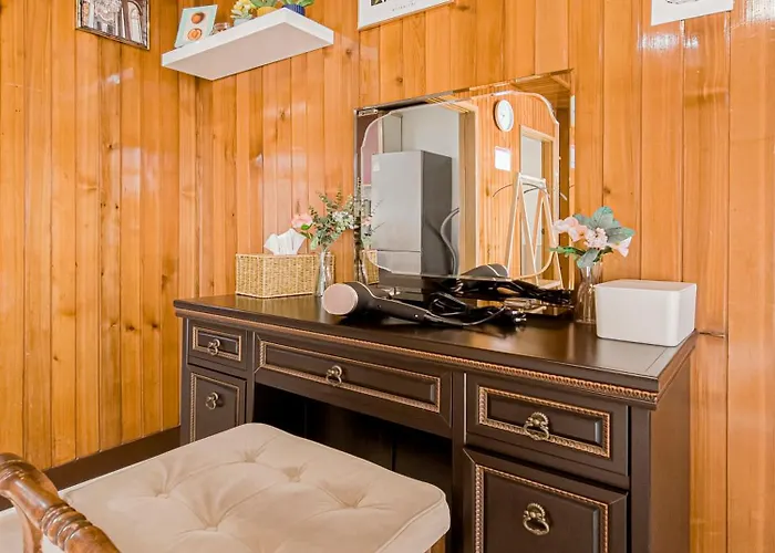 A Spacious And Pleasant For Up To 10 People, Haeundae Station Walking 6 Minutes And Walking 8 Minutes 3*