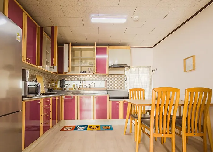ゲストハウス A Spacious And Pleasant For Up To 10 People, Haeundae Station Walking 6 Minutes And Walking 8 Minutes